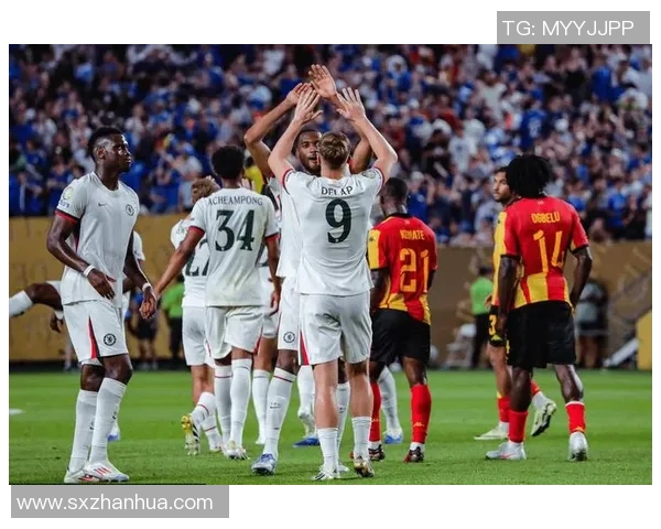 切尔西欧联杯大胜里昂6比2绝杀瞬间点燃全场激情